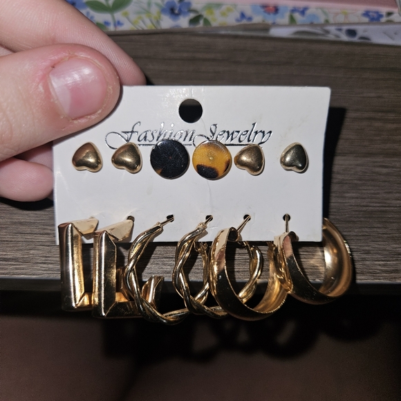 Pack of 6 earrings - Picture 2 of 3